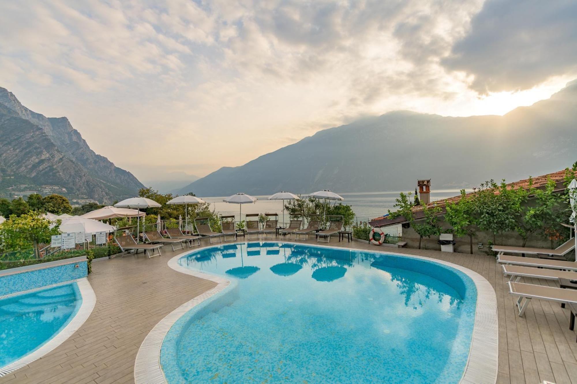 Garda Suite Hotel (Adults Only) Limone sul Garda Zewnętrze zdjęcie