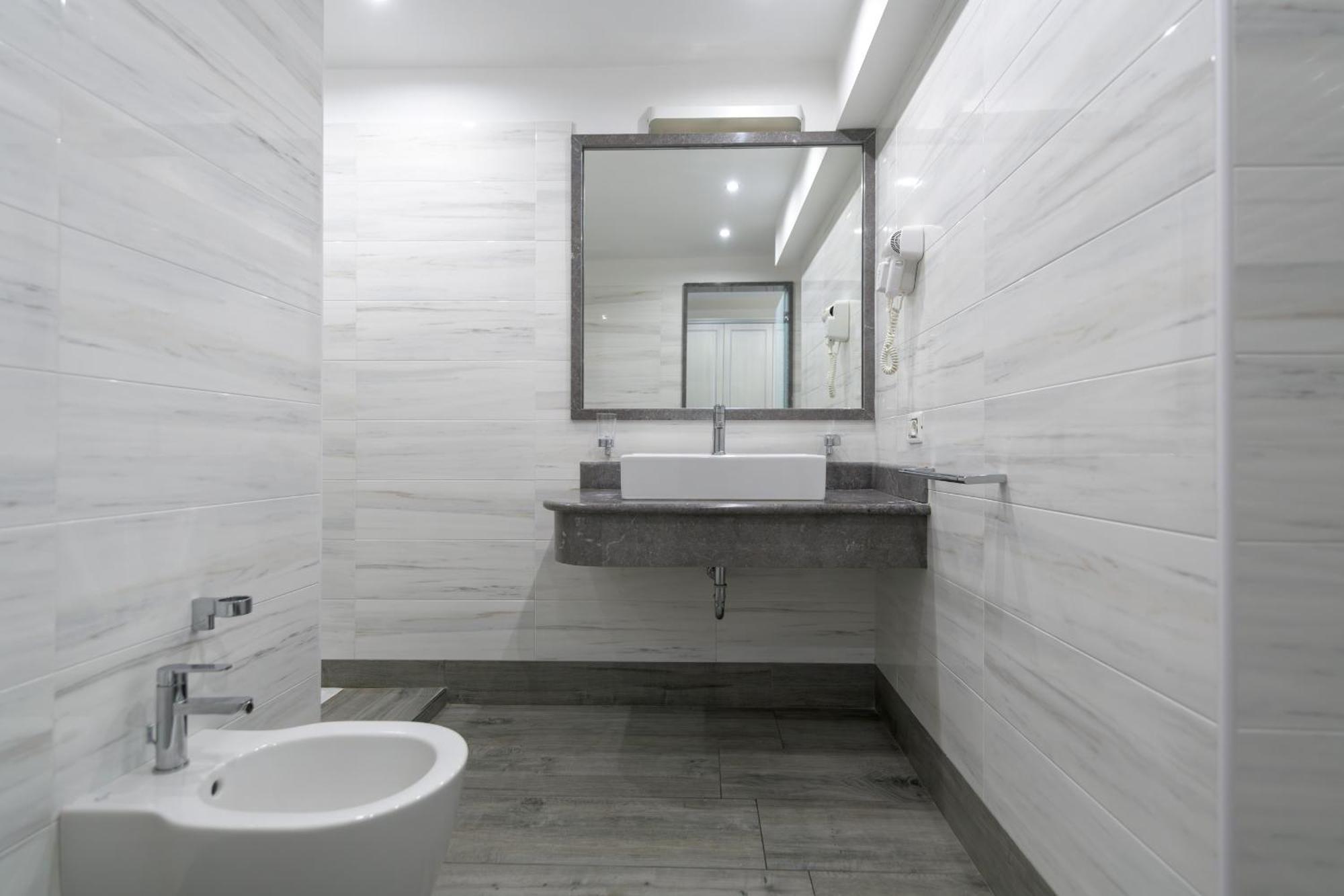 Garda Suite Hotel (Adults Only) Limone sul Garda Pokój zdjęcie